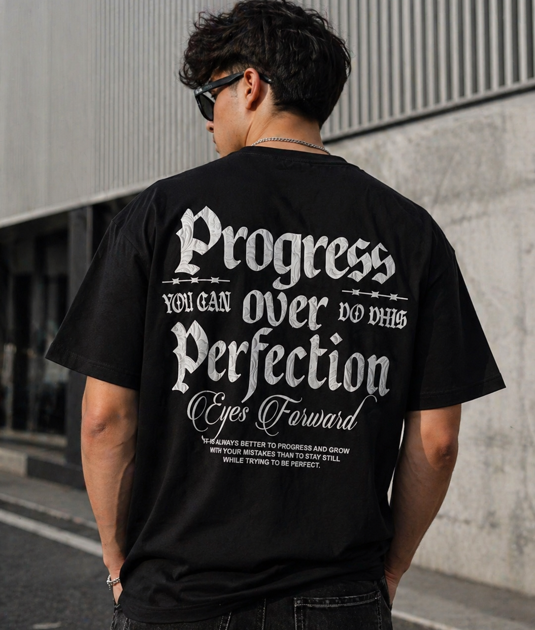 T-shirt over size black